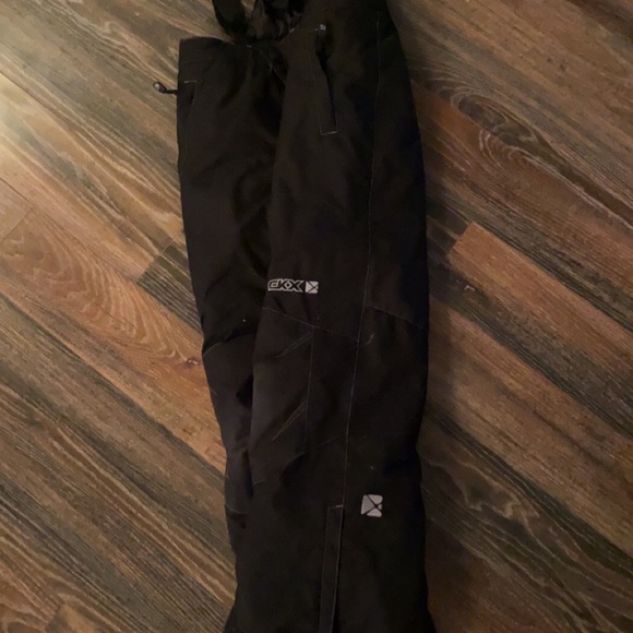 REDUCED🔴🔴SNOWMOBILE SUIT FOR YOUR KIDDO!Performance Outerwear - Picture 2 of 2